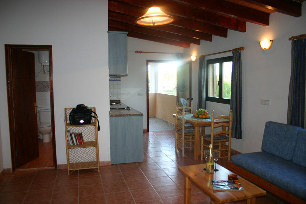 Viviendas Turisticas Vacacionales Allida Playa Migjorn Kamer foto