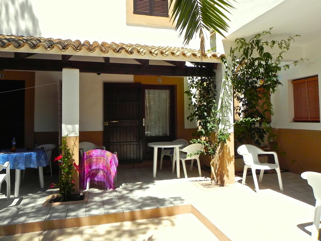 Viviendas Turisticas Vacacionales Allida Playa Migjorn Buitenkant foto